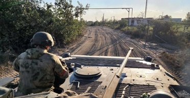 РФ отправила воевать в Украину 10 тысяч мигрантов: в Британии объяснили решение Кремля