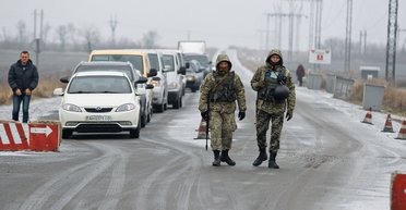 Лишь бы не стреляли. Что сейчас думают о войне жители прифронтовой зоны в Донбассе