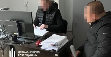 Переплатил 8,5 млн гривен за кровати для военных: во Львовской области объявили подозрение командиру