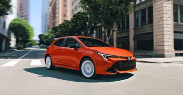 Toyota Corolla получила оригинальную спортивную версию в духе 80-х (фото)
