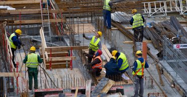 Третий лишний. Парламент может ликвидировать права профсоюзов