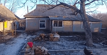 До города — 20 км: женщина купила дом в селе за $800, но есть нюансы (фото)