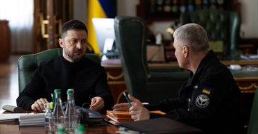 Выйти из-под санкций и заработать на нефти и газе: Зеленский о планах Кремля относительно войны на Ближнем Востоке