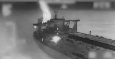 США показали кадры взятия на абордаж Bella-1 и Sophia: как захватили "корабли-призраки" (видео)