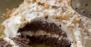 Торт за 3 минуты: рецепт очень быстрого и вкусного бананового десерта в микроволновке