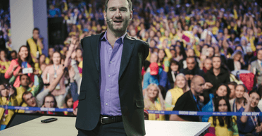 Нік Вуйчич: як чоловік без рук і ніг став глобальним мотиватором і заробив мільйони