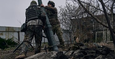 ВС РФ пытались прорваться колонной техники в районе Часового Яра: ВСУ дали бой (видео)