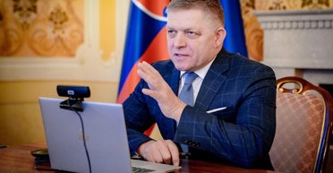 Премьер Словакии Фицо обвинил Зеленского в газовом кризисе: подробности