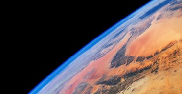 Марс на Земле. Астрономы показали фото Ливийской пустыни, напоминающей Красную планету