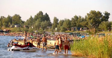 Відпочинок влітку: організаторка мандрівок розповіла, куди українці обирають їхати у 2025 (відео)