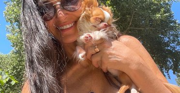 62-річна Демі Мур показала струнку фігуру в бікіні (фото)