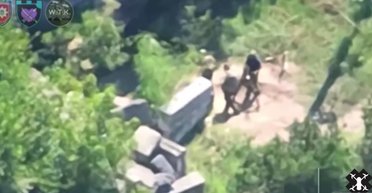 На Херсонщине полицейские и теробороновцы "поймали" минометчиков ВС РФ (видео)