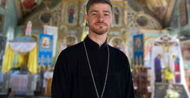 Священник ПЦУ розробив мобільний додаток для сповіді: в ньому можна занотувати гріхи