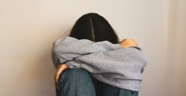 Секрет счастья: 11 вещей, которые делают нас несчастными и загоняют в негатив