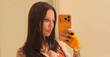 Сын играет с русскими: блогерша Алхим снова попала в скандал