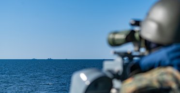 Путин может нацелиться на "озеро НАТО" в случае войны с Западом, — экс-главком Альянса