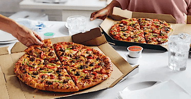 Вражає уяву: люди тільки зараз розуміють, чому коробки для піци квадратні