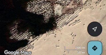 На Google Maps побачили гігантську тінь, яка "пожирає" кордон між Алжиром та Малі (фото)