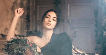 Дева Кассель у ніжних образах знялася для Dior Magazine (фото)