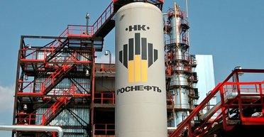 Удары Украины по российским НПЗ оказались эффективнее западных санкций, — Foreign Affairs