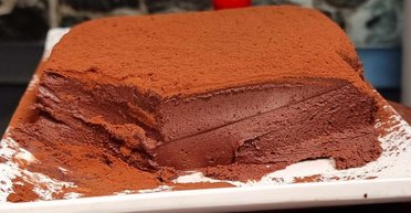 Торт без выпечки из двух ингредиентов: рецепт простого и вкусного шоколадного десерта