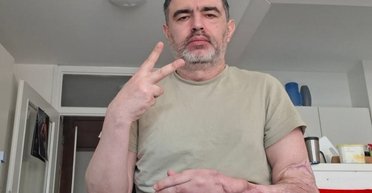 "Виживи без грошей": через що виник конфлікт між Ощадбанком і ветераном ЗСУ з ампутацією