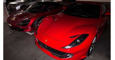 Эксклюзивы на $500 000: в Украине обнаружили паркинг с экзотическими суперкарами (фото)