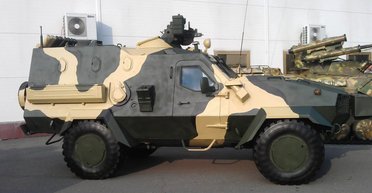 Зброя перемоги: експерт детально розповів про бронемашину ЗСУ "Дозор-Б" (фото)