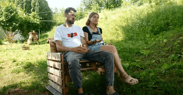 З Києва в гори: пара придбала хату в Карпатах за три тисячі доларів (фото, відео)