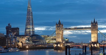 Гаджеты из бетона. Пять зданий, опередивших свое время