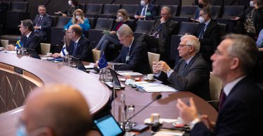 Наліт "Шахедів" РФ на Польщу: чи застосує НАТО 5 статтю про колективну оборону