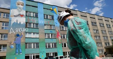 Лікарі полетіли. Як за рік втратити 66 тис. медиків і навіть не помітити цього