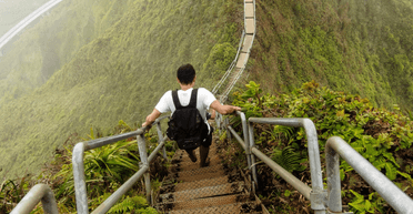 Чули крики: підліток зник за загадкових обставин поруч зі "Сходами в небо"