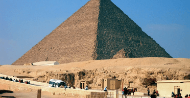 Британец назвал пирамиды в Гизе "худшим местом в мире": что вызвало его гнев (видео)