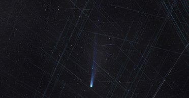 Спутники Илона Маска мешают наблюдать за космосом: доказывает комета (фото)