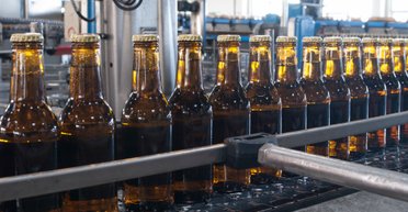 Украинцы стали реже покупать пиво: эксперты говорят о серьезном кризисе (инфографика)