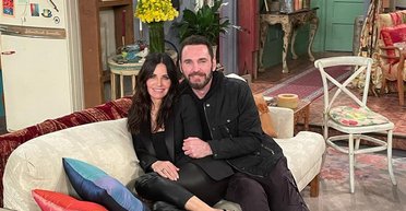 59-летняя Кортни Кокс сходила на свидание с возлюбленным (фото)