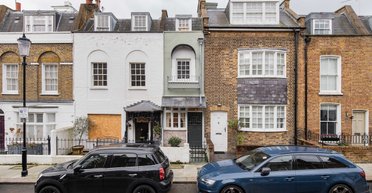 Уже чем вагон метро: в Лондоне продается самый тонкий дом (фото)