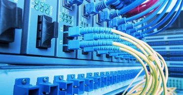 Світовий рекорд: інтернет на оптоволокні розігнався до швидкості 1 мільйон ГБ/с