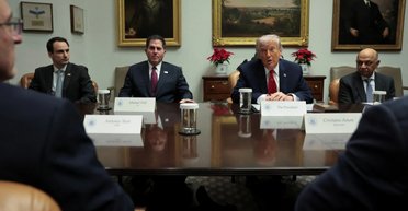 Даже без открытия Ормузского пролива: Трамп готов закончить войну в Иране, — WSJ