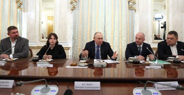 Близько мільйона рублів щомісяця: ЗМІ розповіли, як російські військкори зароблять на війні