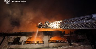 Россия ударила баллистикой по Харькову: в городе повреждены жилые дома, есть пострадавшие (фото)