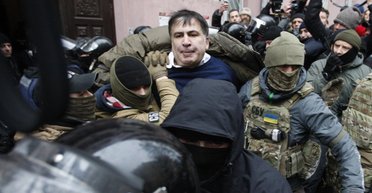 Кошки-мышки. Пять самых громких задержаний и побегов украинских политиков