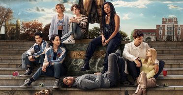 Сериалы сентября. Мел Гибсон – мафиози, Дженнифер Энистон – телеакула и приквел "Джона Уика"