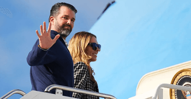 Очень похожа на Меланию: сын Трампа обручился в Белом доме — кто невеста (фото)