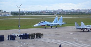 Хотели осмотреть "трофей": украинский БПЛА уничтожил руководство авиаполка ВС РФ в Курске, — СМИ