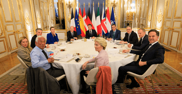 Україну забули: у Парижі Європа думала про порятунок, у Саудівській Аравії Трамп — як обдурити всіх