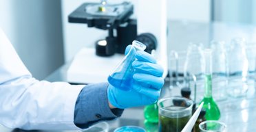 Россия пугает мир "американскими" биолабораториями в Украине: что стоит за этими фейками