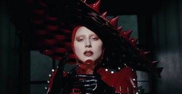 "Как мило": Леди Гага отреагировала на кавер своего хита от украинской школьницы (видео)