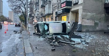 Въехал в людей на остановке в Киеве: водителю сообщили о подозрении